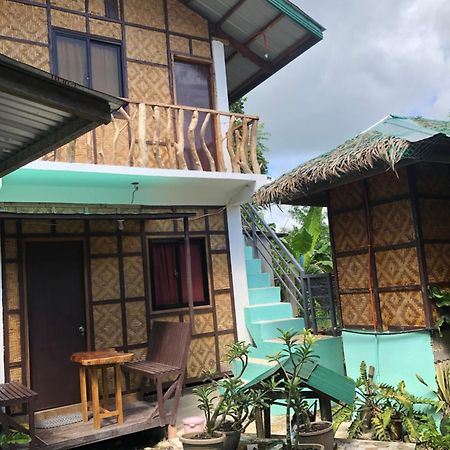Fely'S Homestay Batuan Exterior foto